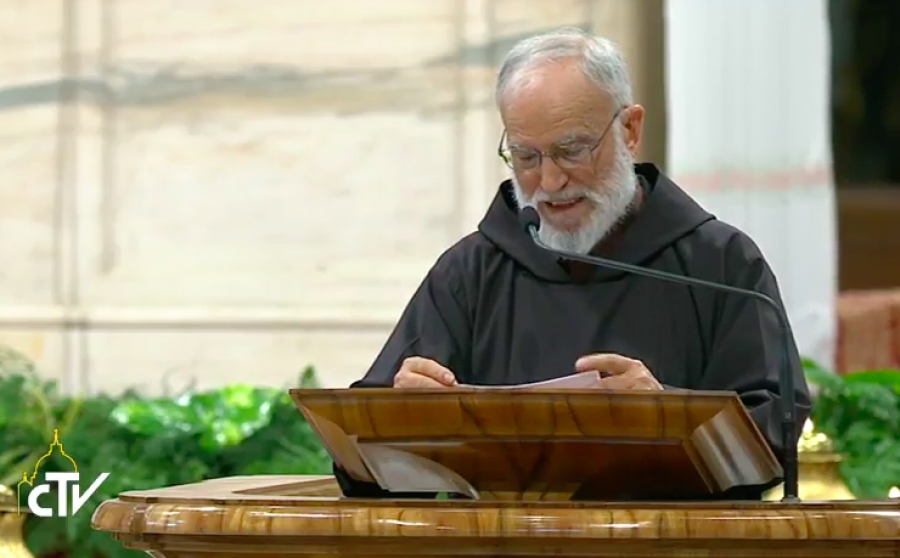 Padre Cantalamessa: Dios no ha proyectado la creaci&oacute;n como si fuera un reloj o un ordenador