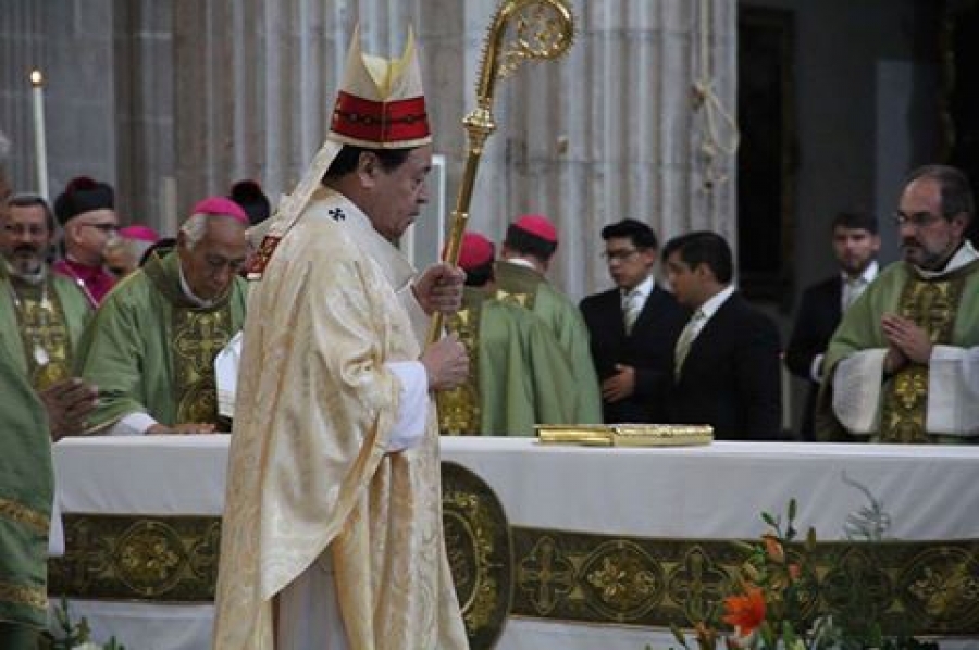 El Papa saluda al cardenal Rivera en M&eacute;xico por sus 50 a&ntilde;os de sacerdote
