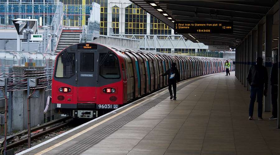 Atentado en metro de Londres: Cardenal condena ataque y ofrece oraciones