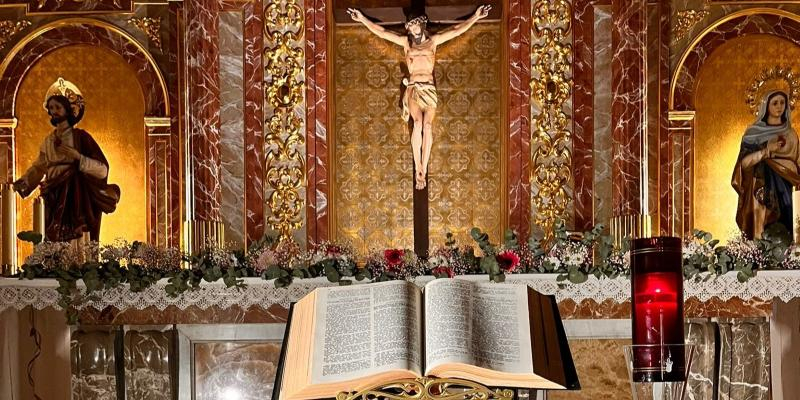 Bendici&oacute;n de biblias, ciclo de catequesis y Lectio Divina: as&iacute; ha celebrado la Semana de la Palabra la parroquia San Sebasti&aacute;n M&aacute;rtir en San Sebasti&aacute;n de los Reyes