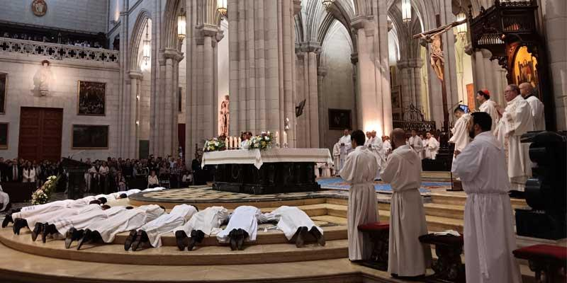 El cardenal Cobo, a los nuevos diáconos: «Decir sí es vuestro primer regalo a la Iglesia»