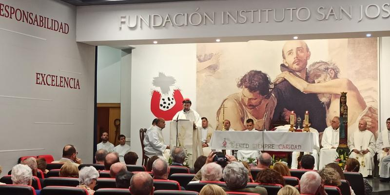 El cardenal José Cobo celebra los 125 años de la Fundación Instituto San José: «Seguid siendo un faro de esperanza»