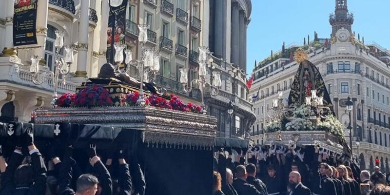 La Soledad recorre las calles de Madrid el S&aacute;bado Santo para encontrarse con su Hijo, Cristo Yacente