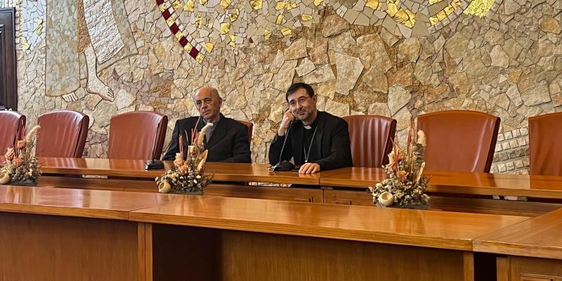 Encuentro del cardenal Jos&eacute; Cobo con los miembros del Tribunal Eclesi&aacute;stico Metropolitano de Madrid: &laquo;Os animo a acompa&ntilde;ar, hacer equipo y visibilizar vuestro trabajo&raquo;