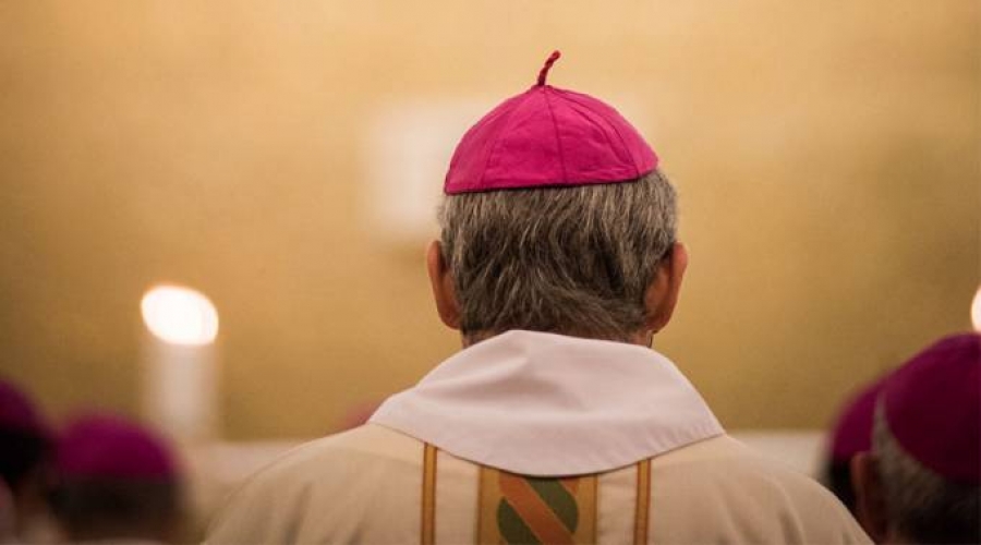 Obispos de Australia se disculpan por fracaso ante crisis de abusos sexuales