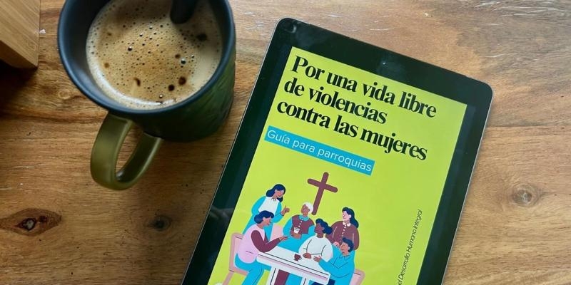 Clase de la Escuela Itinerante de Formaci&oacute;n Social: 'Gu&iacute;a Diocesana para parroquias por una vida libre de violencias contra las mujeres'