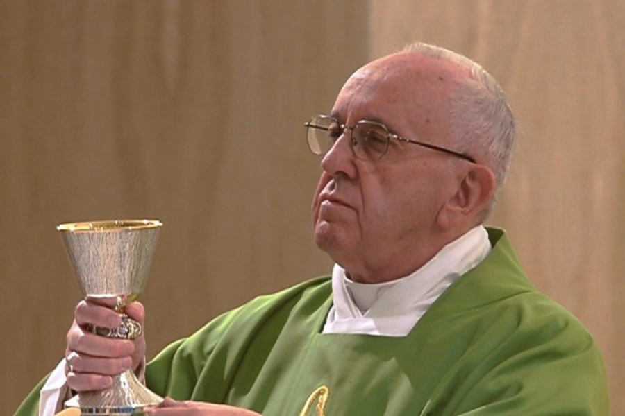 El Papa en Santa Marta: El camino a la santidad necesita valent&iacute;a, esperanza, gracia y conversi&oacute;n