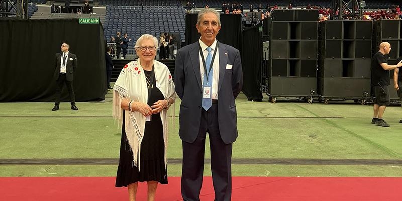 Marisol y Antonio, presentes en el Bernab&eacute;u con el Papa Le&oacute;n XIV: &laquo;Los mayores somos con los que la Iglesia puede contar siempre&raquo;