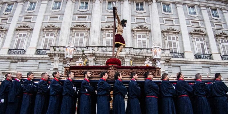 El periodista Bieito Rubido ser&aacute; el pregonero de la Semana Santa del Cristo de los Alabarderos