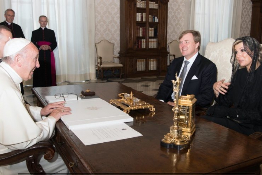 Los reyes de los Pa&iacute;ses Bajos recibidos en audiencia por el papa Francisco