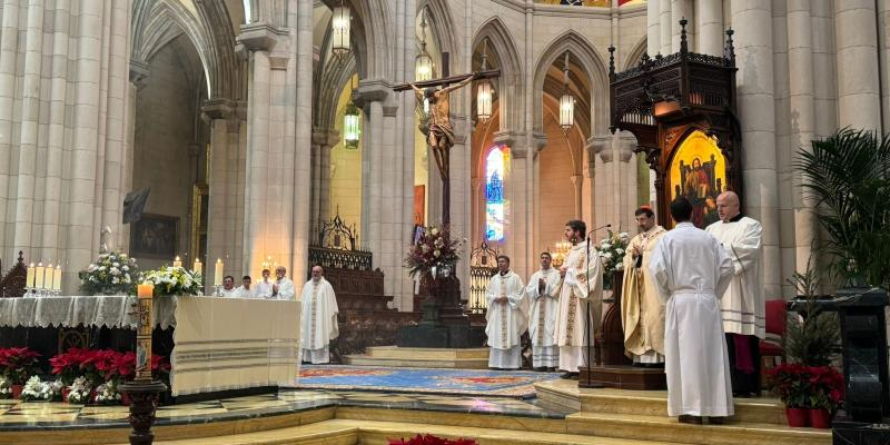 El cardenal Jos&eacute; Cobo, en la solemnidad del Bautismo del Se&ntilde;or: &laquo;Hoy es un d&iacute;a en el que celebramos que cielo y tierra se unen y esa capacidad solamente la tiene Jes&uacute;s&raquo;