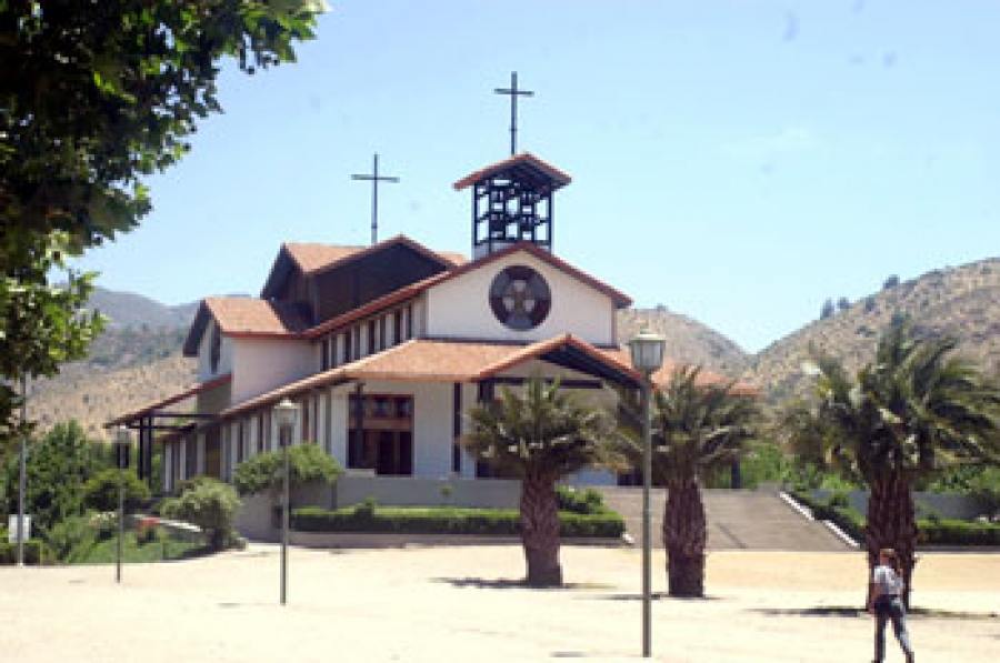 Chile: peregrinaci&oacute;n al santuario de santa Teresa de los Andes