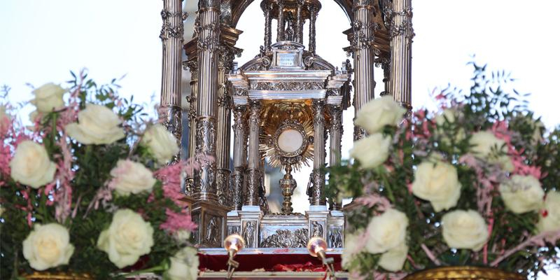 El cardenal Jos&eacute; Cobo, ante la solemnidad del Corpus Christi: &laquo;Es un s&iacute; a la presencia real de Jes&uacute;s y un s&iacute; a la comunidad que camina unida como peregrinos de esperanza&raquo;