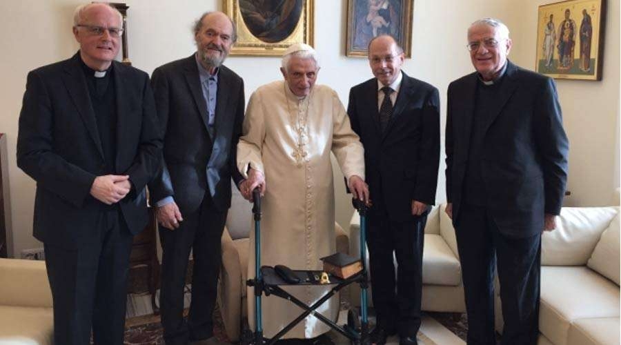 Benedicto XVI recibe a te&oacute;logos premiados por su contribuci&oacute;n al di&aacute;logo fe-raz&oacute;n