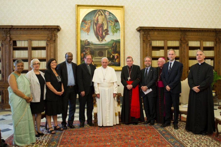 Francisco pide un ecumenismo que promueva una misi&oacute;n com&uacute;n de evangelizaci&oacute;n y servicio