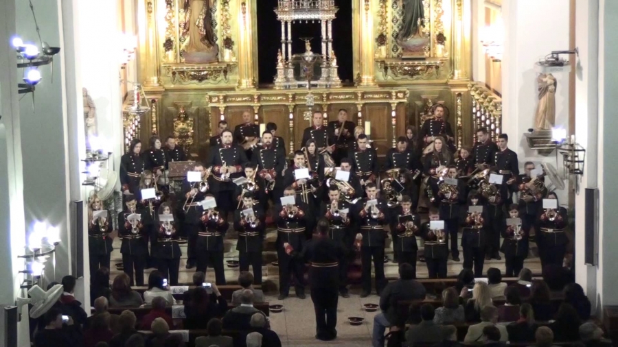 Concierto de la Agrupaci&oacute;n Musical Pedro Ap&oacute;stol de Barajas en la iglesia de Nuestra Se&ntilde;ora del Carmen y San Luis