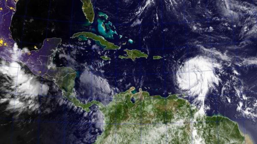 Hurac&aacute;n Mar&iacute;a: obispo en Puerto Rico alienta a prepararse y confiar en Dios
