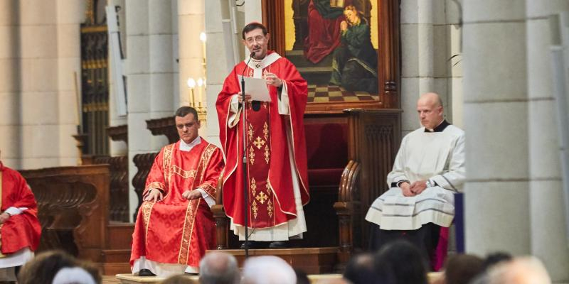 El cardenal Jos&eacute; Cobo, en la solemnidad de san Pedro y san Pablo: &laquo;En una ciudad como la nuestra, la Iglesia, en el abrazo de Pedro y Pablo, est&aacute; llamada a ser testigo humilde y alegre de la esperanza&raquo;