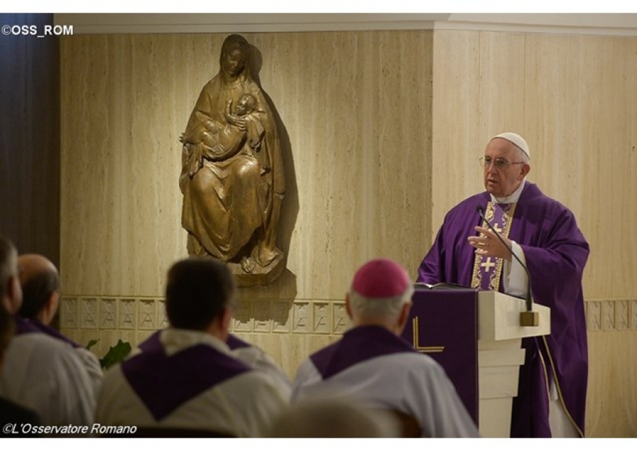 El Papa en Santa Marta: &iquest;Estoy en el camino de la vida o en el de la mentira?