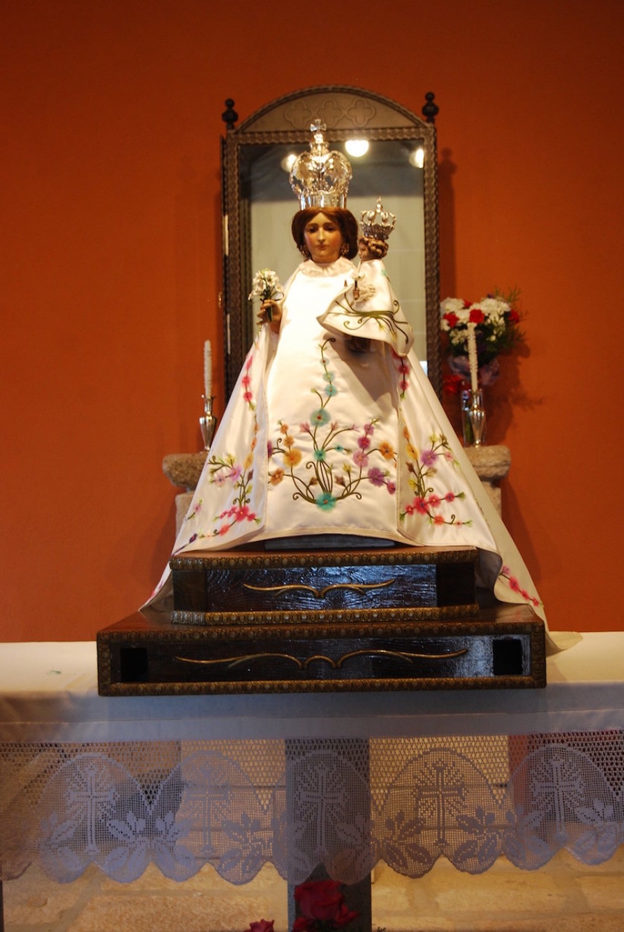 Las fiestas en honor a la Virgen del Espinar en Guadalix de la Sierra concluyen este domingo con una paella solidaria