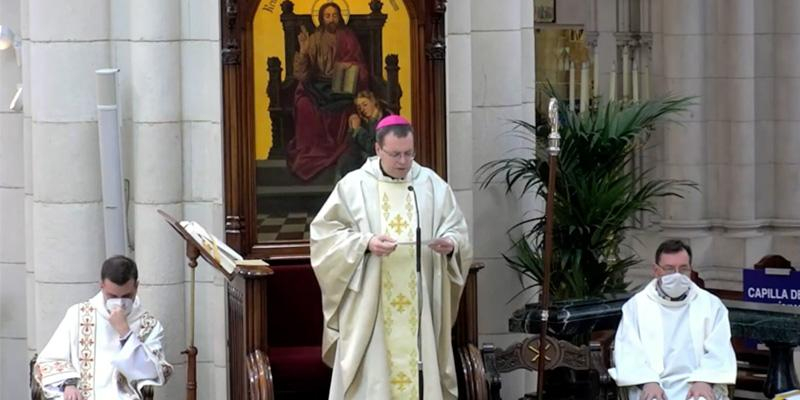 Monse&ntilde;or Vidal a los miembros de Vida Ascendente: &laquo;Necesitamos que nos deis testimonio de esperanza&raquo;