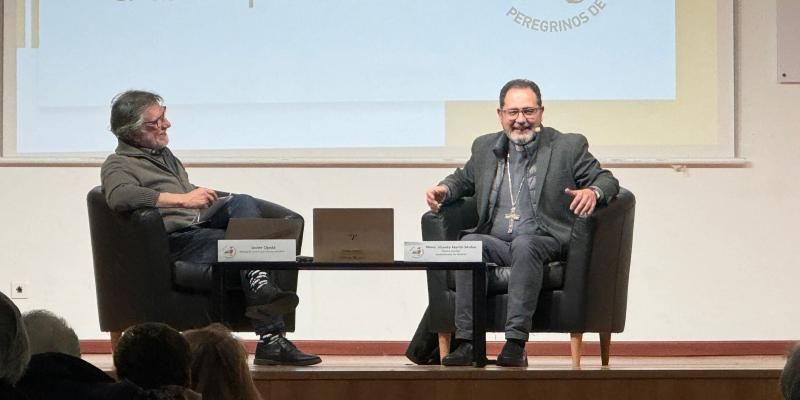 El obispo auxiliar Vicente Mart&iacute;n Mu&ntilde;oz, en el IX Ciclo de Conferencias para Evangelizadores: &laquo;Necesitamos personas que comuniquen que Cristo es nuestra esperanza&raquo;