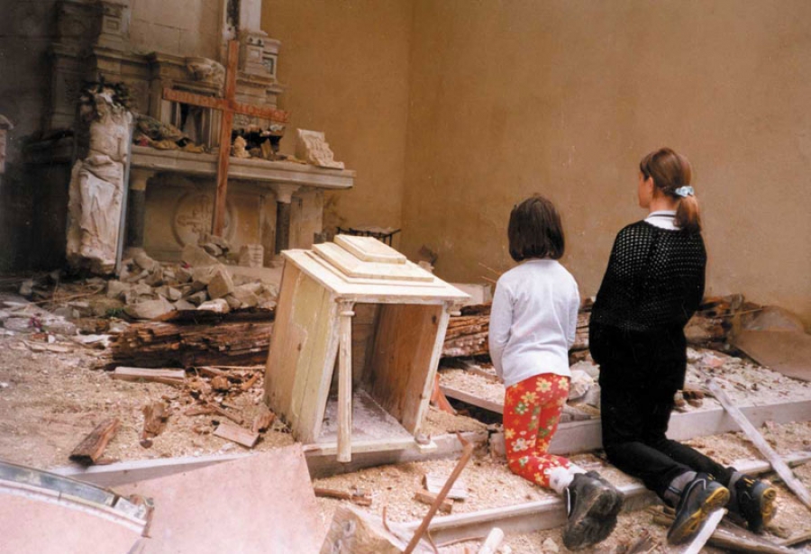 El colegio Edith Stein acoge una exposici&oacute;n fotogr&aacute;fica sobre cristianos perseguidos