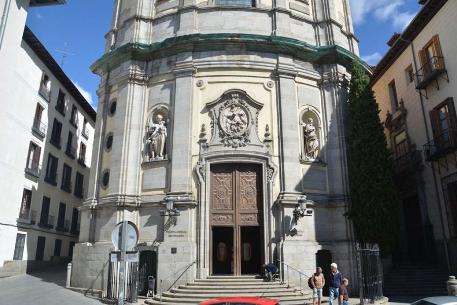 Conciertos y m&uacute;sica en la bas&iacute;lica pontificia de San Miguel