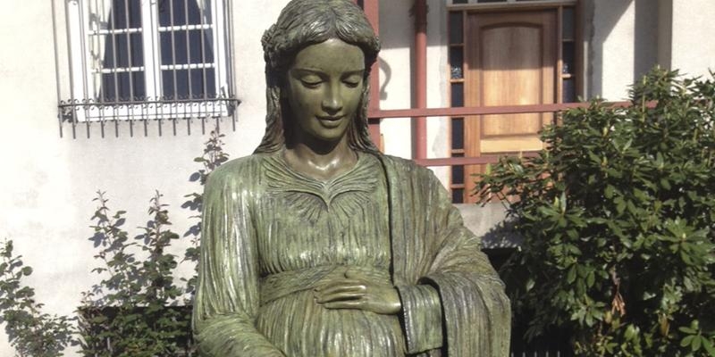 El Adviento, la Virgen María y el Pueblo de Dios