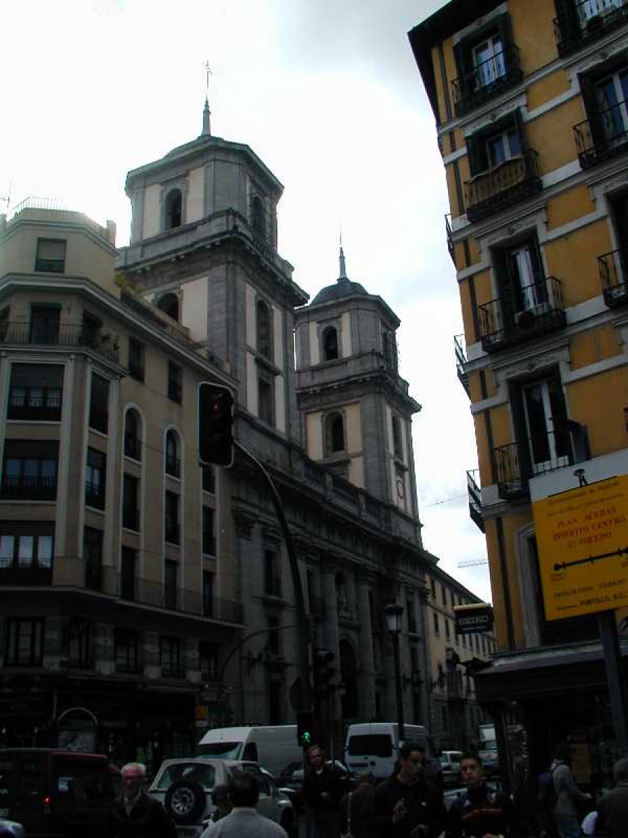 Contin&uacute;a la celebraci&oacute;n del primer s&aacute;bado de mes con los Heraldos del Evangelio en la colegiata de San Isidro
