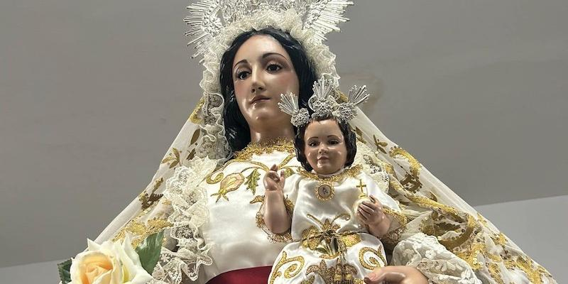 Asunción de Nuestra Señora de Robledo de Chavela acoge una Eucaristía en honor a Nuestra Señora de la Antigua