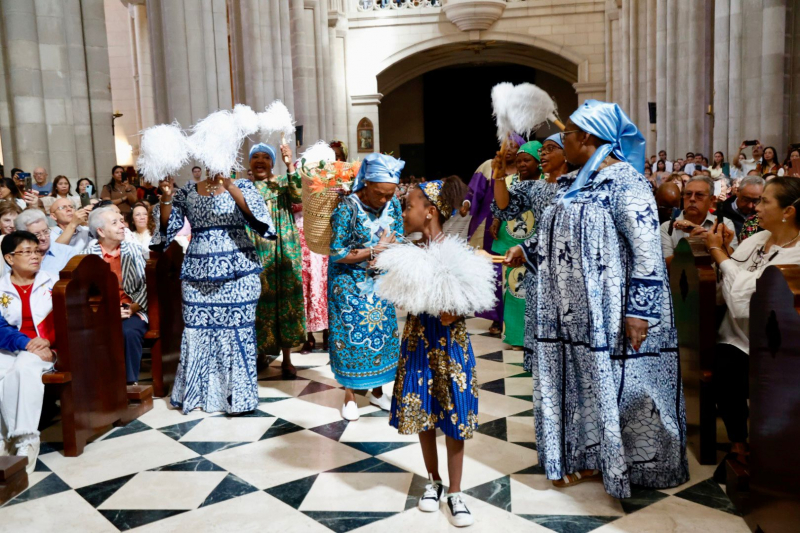 &laquo;Sois el coraz&oacute;n silencioso de nuestras ciudades&raquo;: El cardenal Cobo celebra la Jornada del Migrante y del Refugiado recordando a quienes buscan un futuro lejos de su tierra