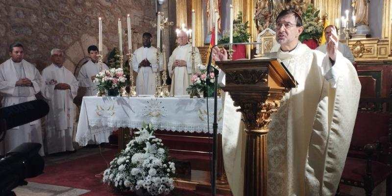 El cardenal Jos&eacute; Cobo pide a los pueblos de El Molar &laquo;trabajar por la comuni&oacute;n de la Iglesia en este arciprestazgo, ayud&aacute;ndoos unos a otros y respondiendo a la misi&oacute;n que tenemos&raquo;