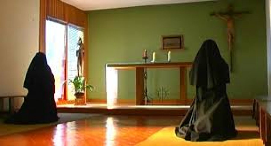 Canto de la Calenda en las Oblatas de Cristo Sacerdote