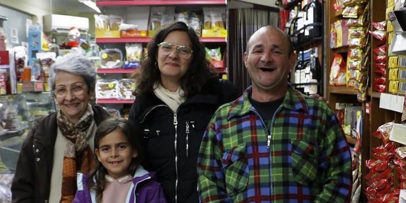 C&aacute;ritas promueve la dignificaci&oacute;n del acceso a la comida y al vestido a las personas que acompa&ntilde;a