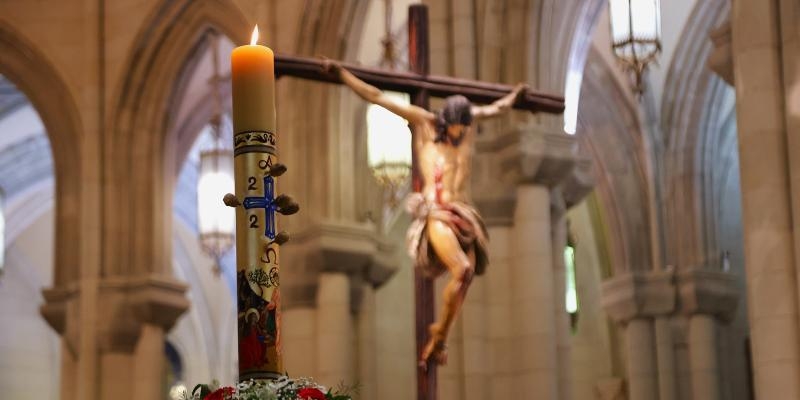El Papa Le&oacute;n XIV &laquo;renueva la invitaci&oacute;n&raquo; a rezar con &eacute;l por la paz el s&aacute;bado en la Bas&iacute;lica de San Pedro
