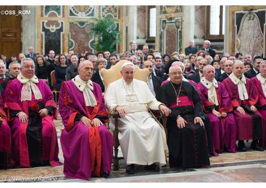 Al Tribunal de la Rota Romana: Urge un nuevo catecumenado para el matrimonio